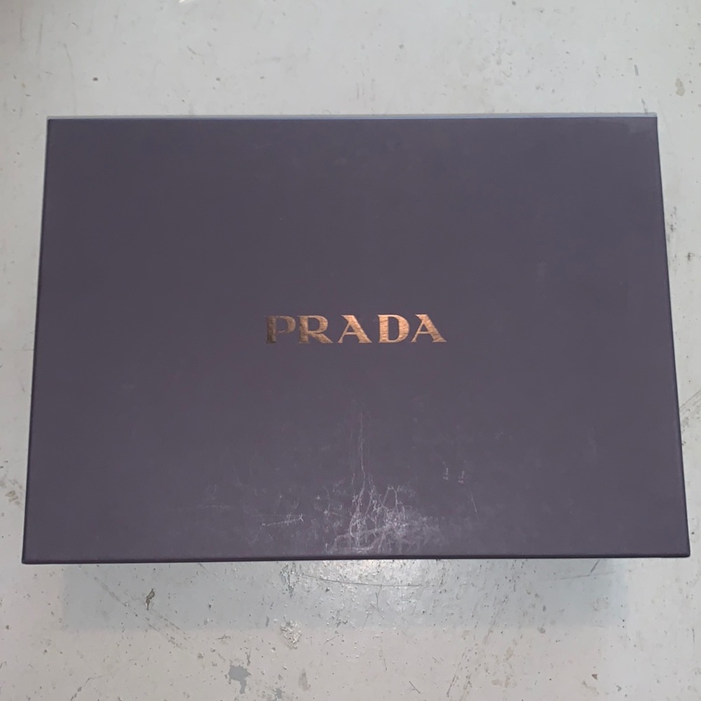 Prada box